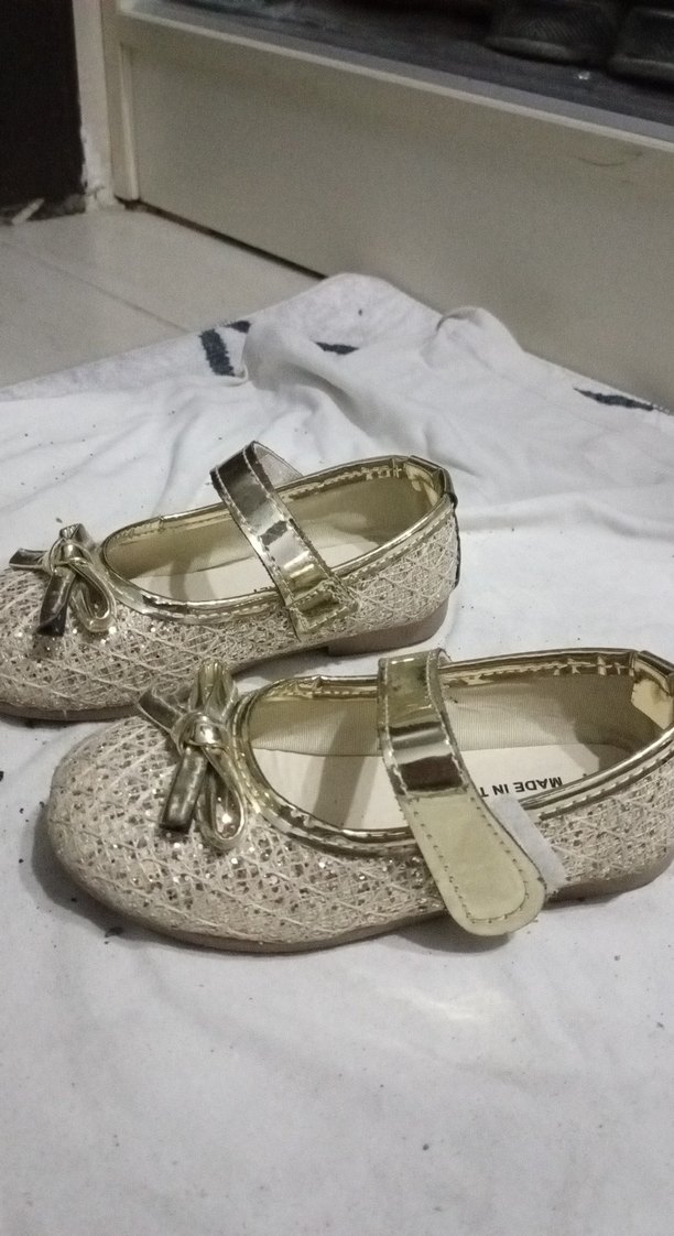 Kız Çocuk Altın Rengi Kemerli Babet - Görsel 3