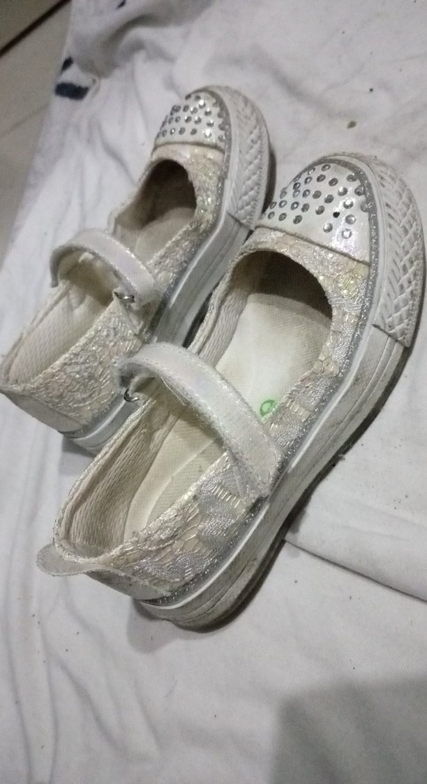 Kız Çocuk Beyaz Payetli Babet Ayakkabı - Görsel 3