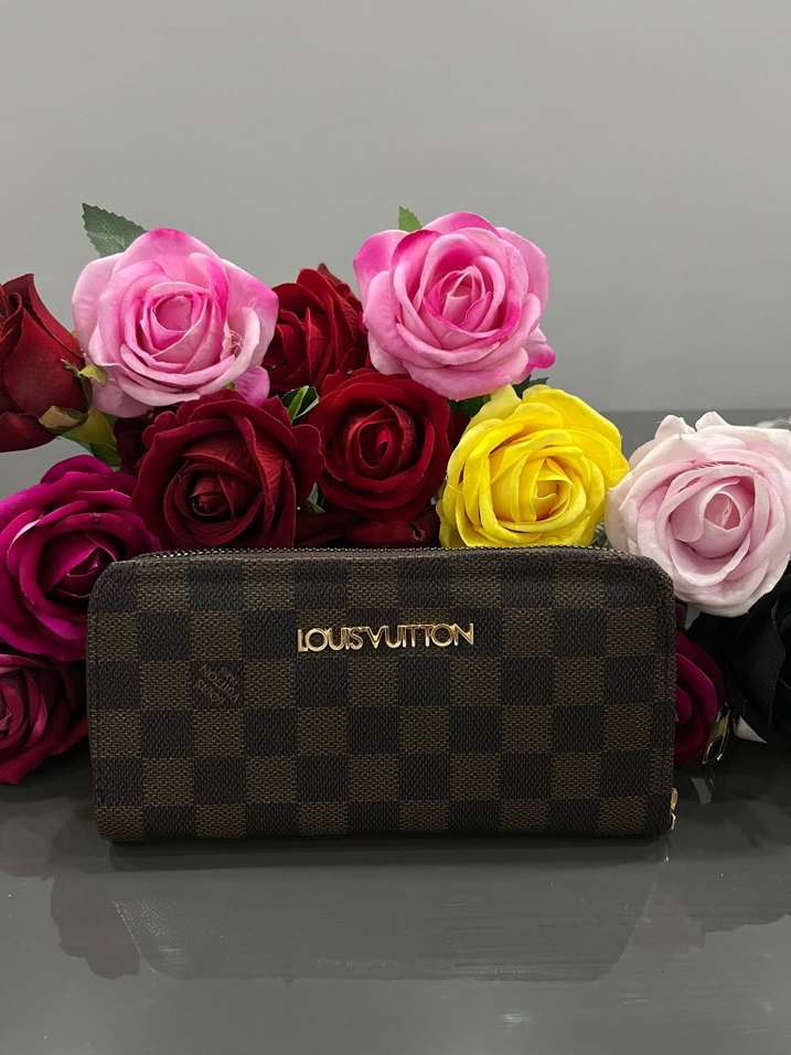 Marka Kadın Cüzdanı - Görsel 2