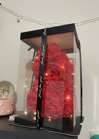 Kırmızı Güllerden Ayı Dekoratif Hediyelik - Görsel 4