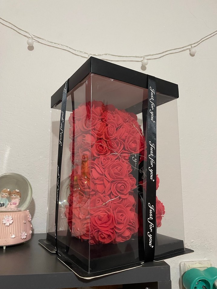 Kırmızı Güllerden Ayı Dekoratif Hediyelik - Görsel 2