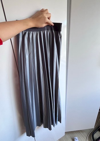 Gri Pilili Midi Uzun Etek