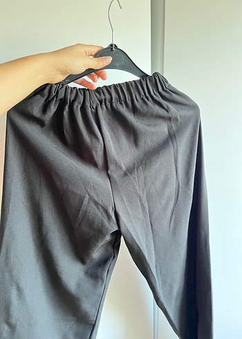 l Beden Siyah Kemerli Midi Kadın Kumaş Pantolon