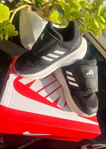 Adidas Orjinal Adidas spor ayakkabı