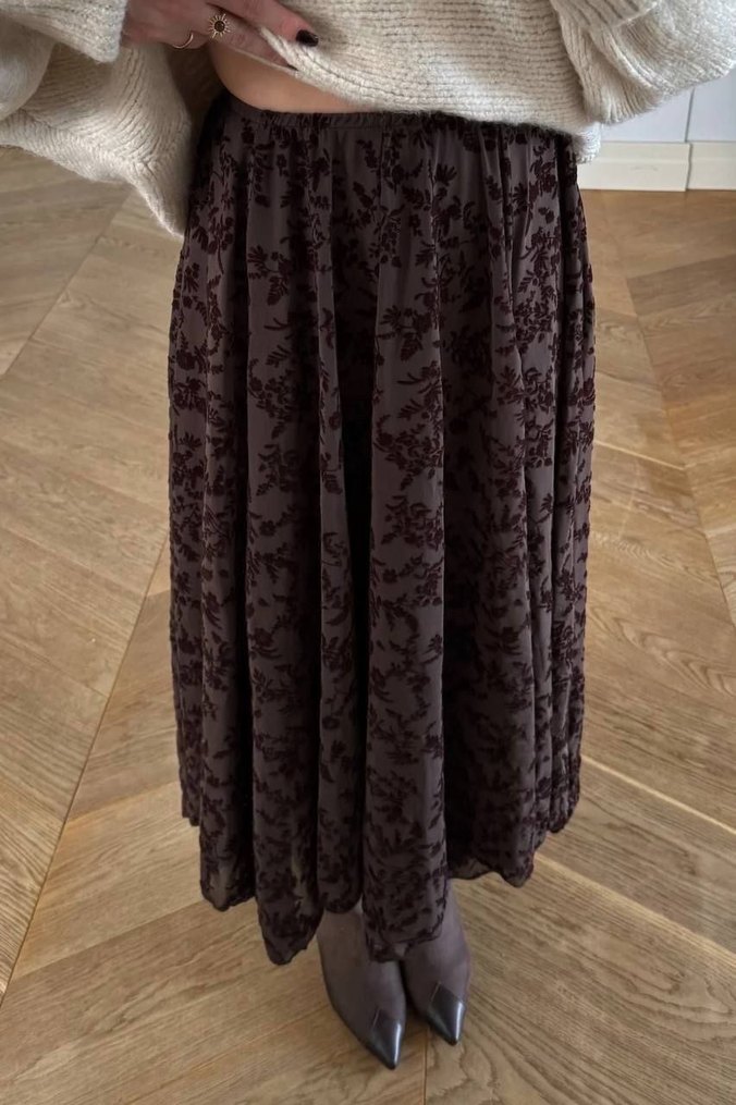 Flok Baskılı Kahverengi Çiçek Desenli Etek - Görsel 3