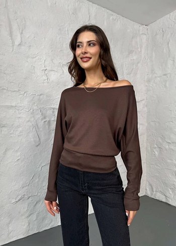 Kahverengi Kayık Yaka Kadın Bluz - Görsel 3