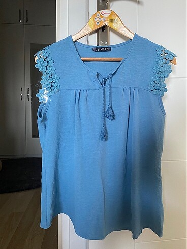 Mavi tshirt