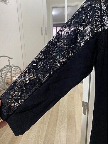 Siyah dantelli elbise - Görsel 5