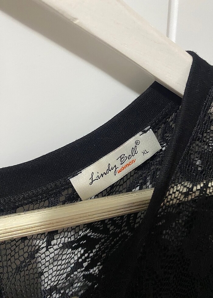 Siyah dantelli elbise - Görsel 4