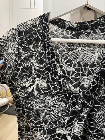 Siyah beyaz desenli plaj elbisesi - Görsel 3