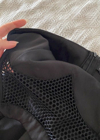 Siyah boyundan bağlamalı abiye - Görsel 6