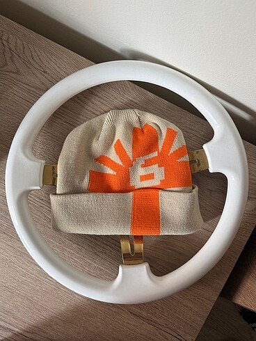 Six pm Beanie