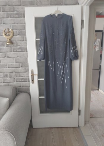 Boncuk İşlemeli Uzun Gri Kadın abiye - Görsel 2