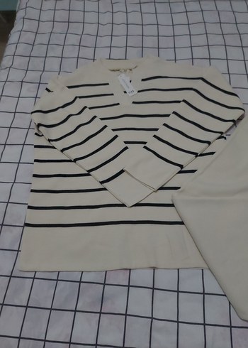 Kadın Gri Çizgili Uzun Kollu Triko Kazak - Görsel 3