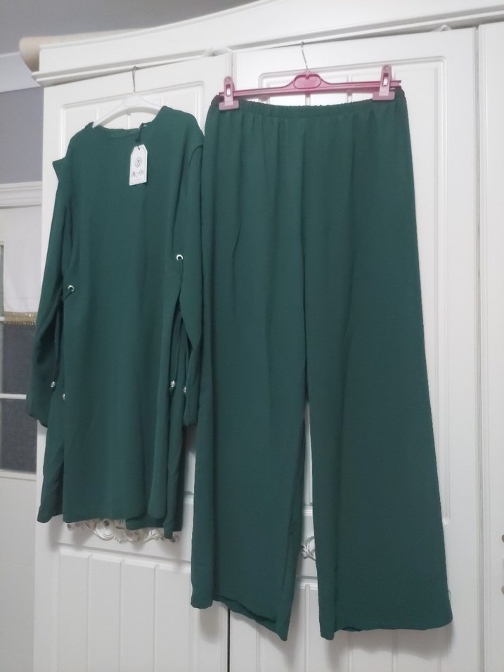 Uzun Kesim Yeşil Kadın Takım - Görsel 4