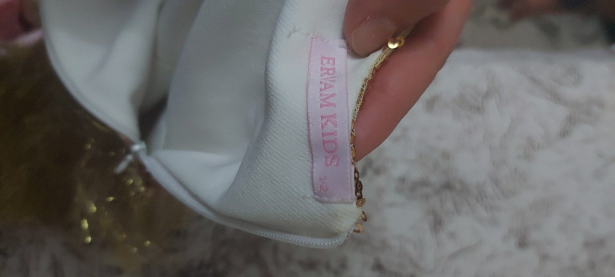 Püsküllü Parlak Altın kız çocuk elbise - Görsel 4