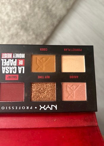  Beden Renk Nyx X La Casa De Papel