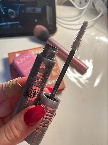 Maybelline sky high diamomd ışıltılı maskara