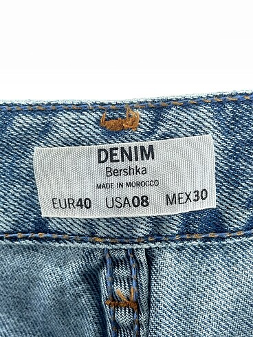 40 Beden çeşitli Renk Bershka Jean / Kot %70 İndirimli.