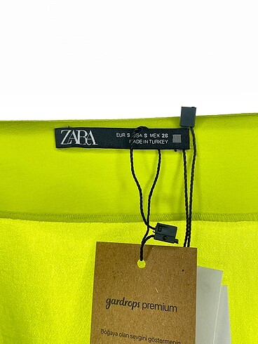 s Beden çeşitli Renk Zara Kısa Elbise %70 İndirimli.
