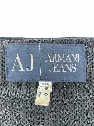 36 Beden siyah Renk Armani Spor Dış Giyim %70 İndirimli.