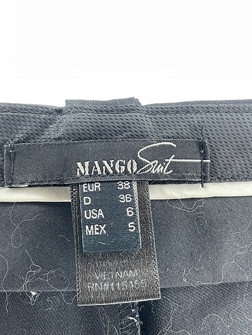 38 Beden siyah Renk Mango Kumaş Pantolon %70 İndirimli.