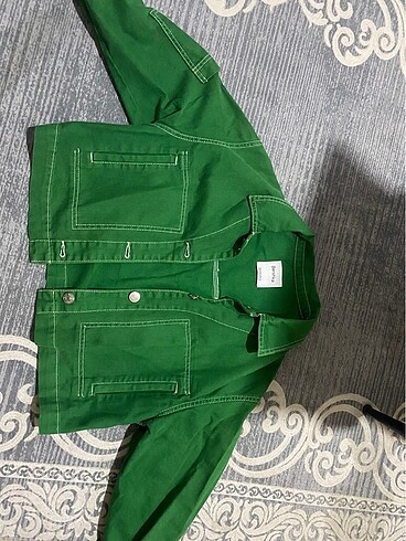 bershka yeşil ceket
