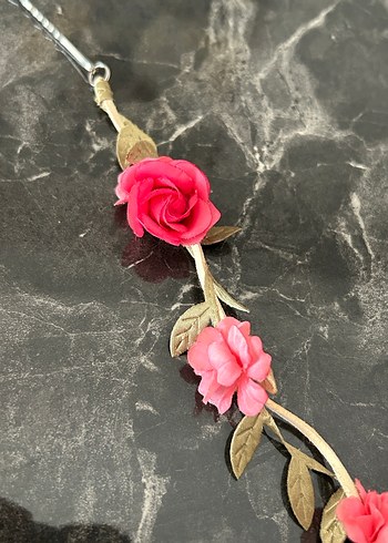 Çiçek Detaylı Saç Aksesuarı - Görsel 4