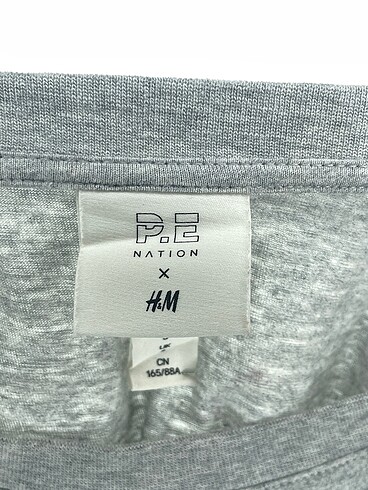 s Beden gri Renk H&M Bluz %70 İndirimli.