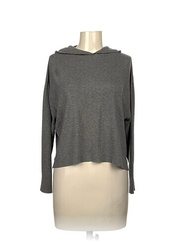 H&M Sweatshirt %70 İndirimli.