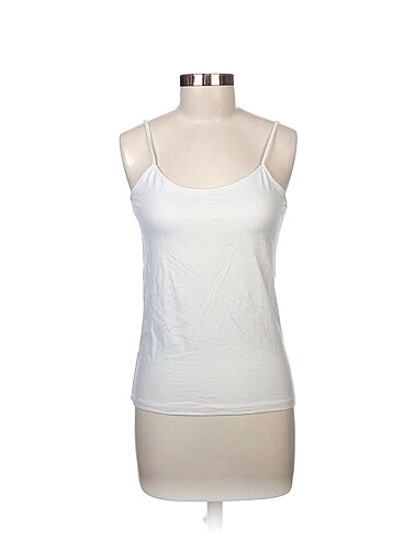 Zara T-shirt %70 İndirimli.