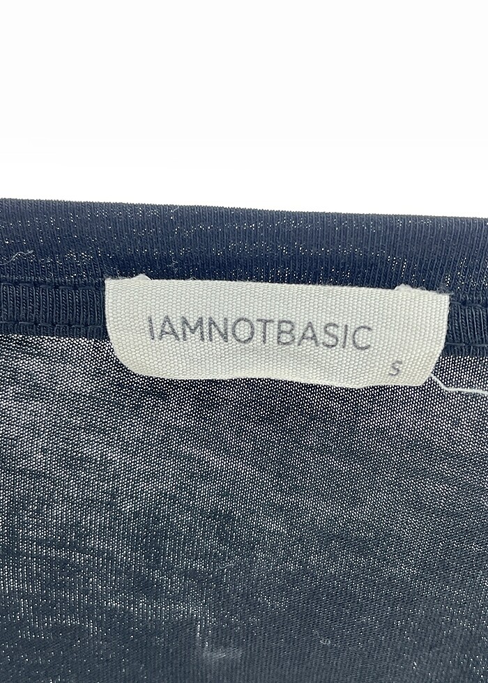 IAMNOTBASIC T-shirt %70 İndirimli. - Görsel 4