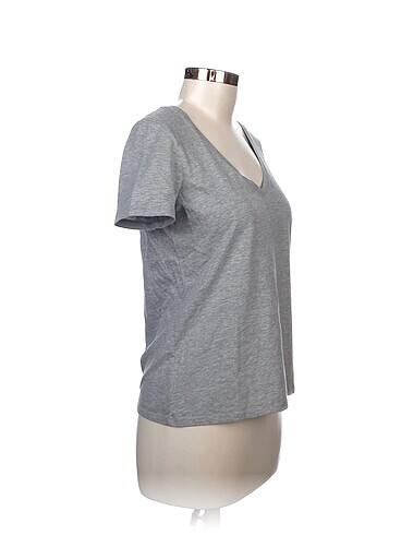 IAMNOTBASIC IAMNOTBASIC T-shirt %70 İndirimli.