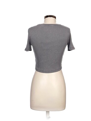 m Beden Zara Bluz %70 İndirimli.