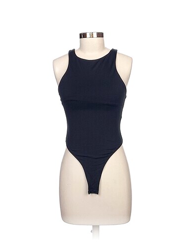 Zara Bluz %70 İndirimli.