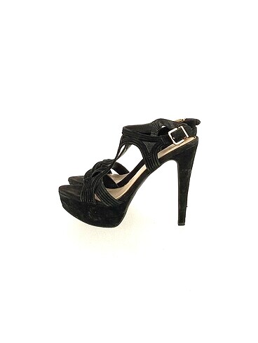 Jessica Simpson Platform %70 İndirimli.