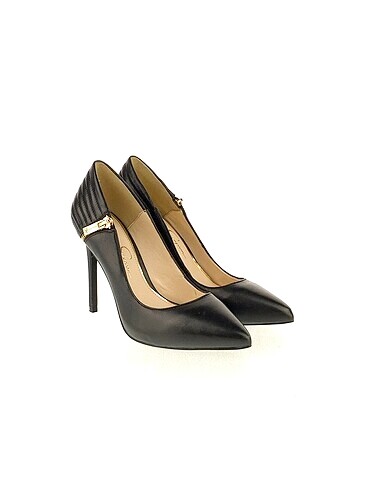 Jessica Simpson Jessica Simpson Stiletto %70 İndirimli.