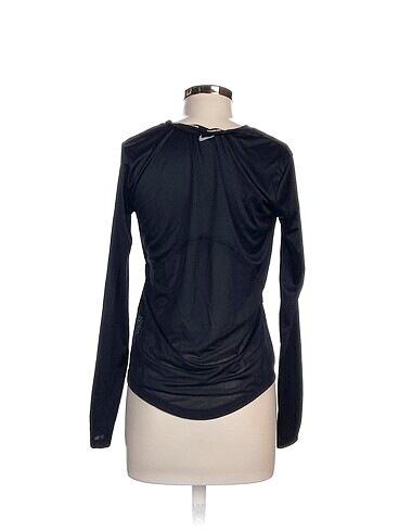 s Beden Nike Bluz %70 İndirimli.