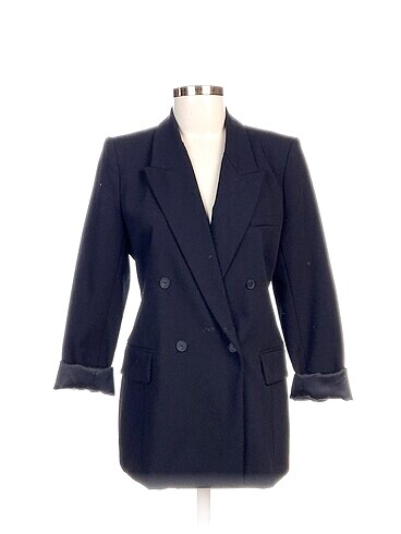 Zara Blazer %70 İndirimli.