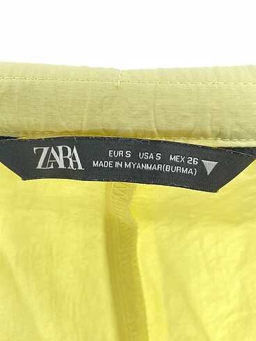 s Beden sarı Renk Zara Mini Şort %70 İndirimli.