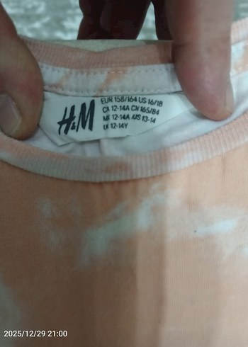 Püsküllü Bağlamalı Desenli Bebek Kız Takımı - Görsel 3