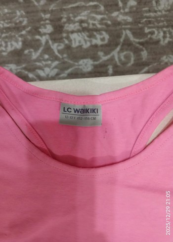 Pembe Kolsuz Üst ve Gri Tayt Takımı - Görsel 3