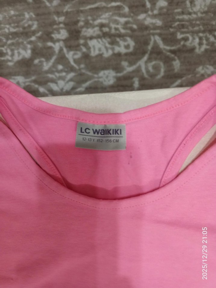 Pembe Kolsuz Üst ve Gri Tayt Takımı - Görsel 3