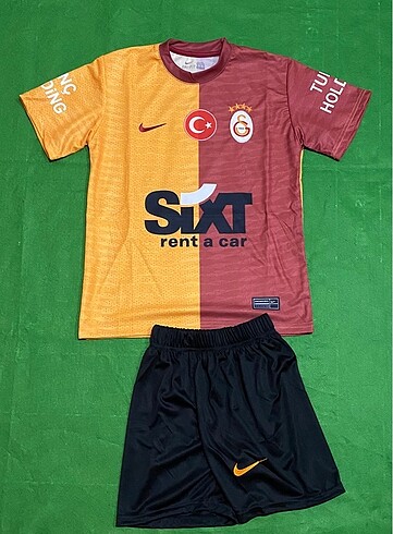 Galatasaray Yeni Sezon Çocuk Forması