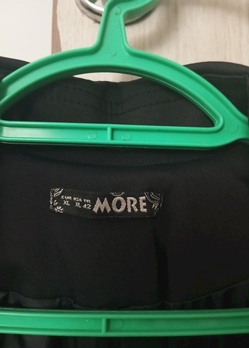 Düğmeli Siyah Midi Kadın Trençkot - Görsel 2