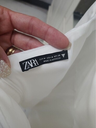 m Beden beyaz Renk zara elbise