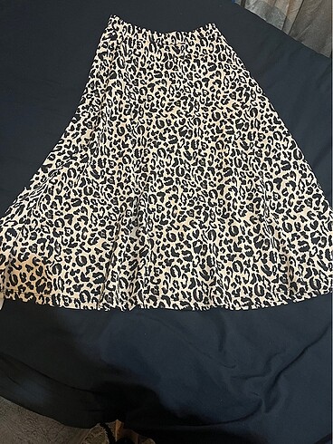Armine Leopar etek