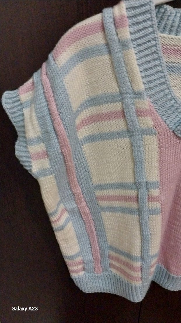 Kadın Pastel Renkli V Yaka Triko Süveter - Görsel 3