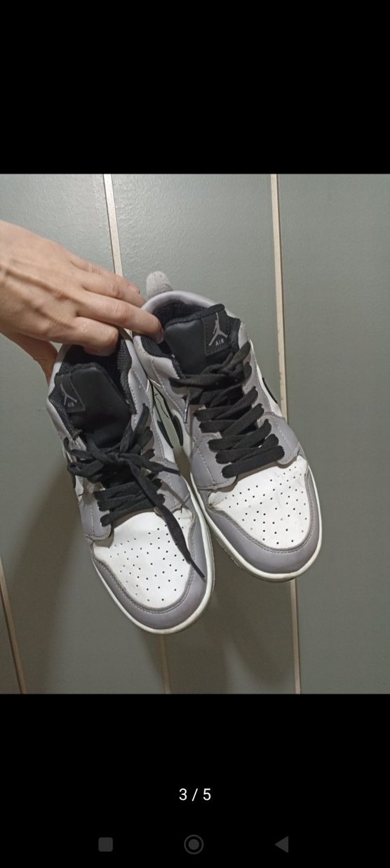 Gri Kadın Spor Ayakkabı Siyah Detaylı 37 numara - Görsel 2