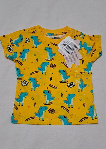 Erkek Çocuk tişörtü ve zıbın - Görsel 3